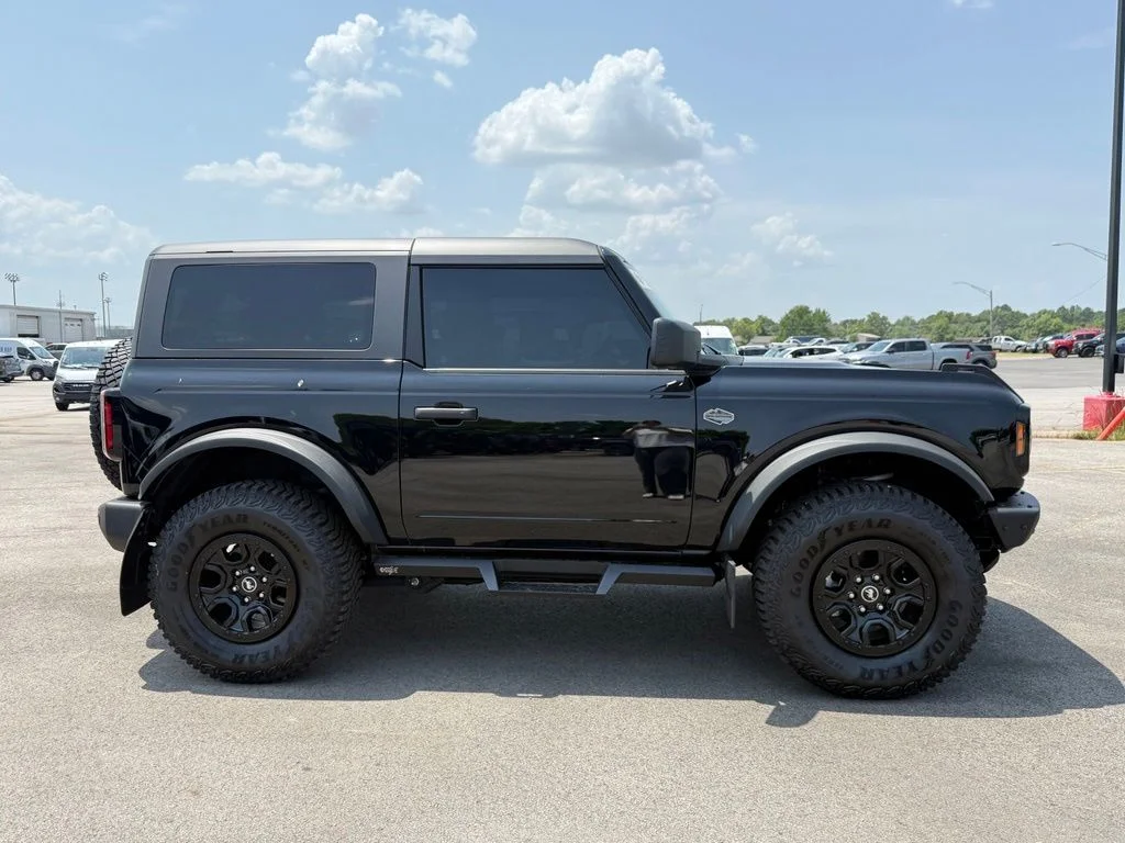 Used 2024 Black Ford Wildtrak image 9