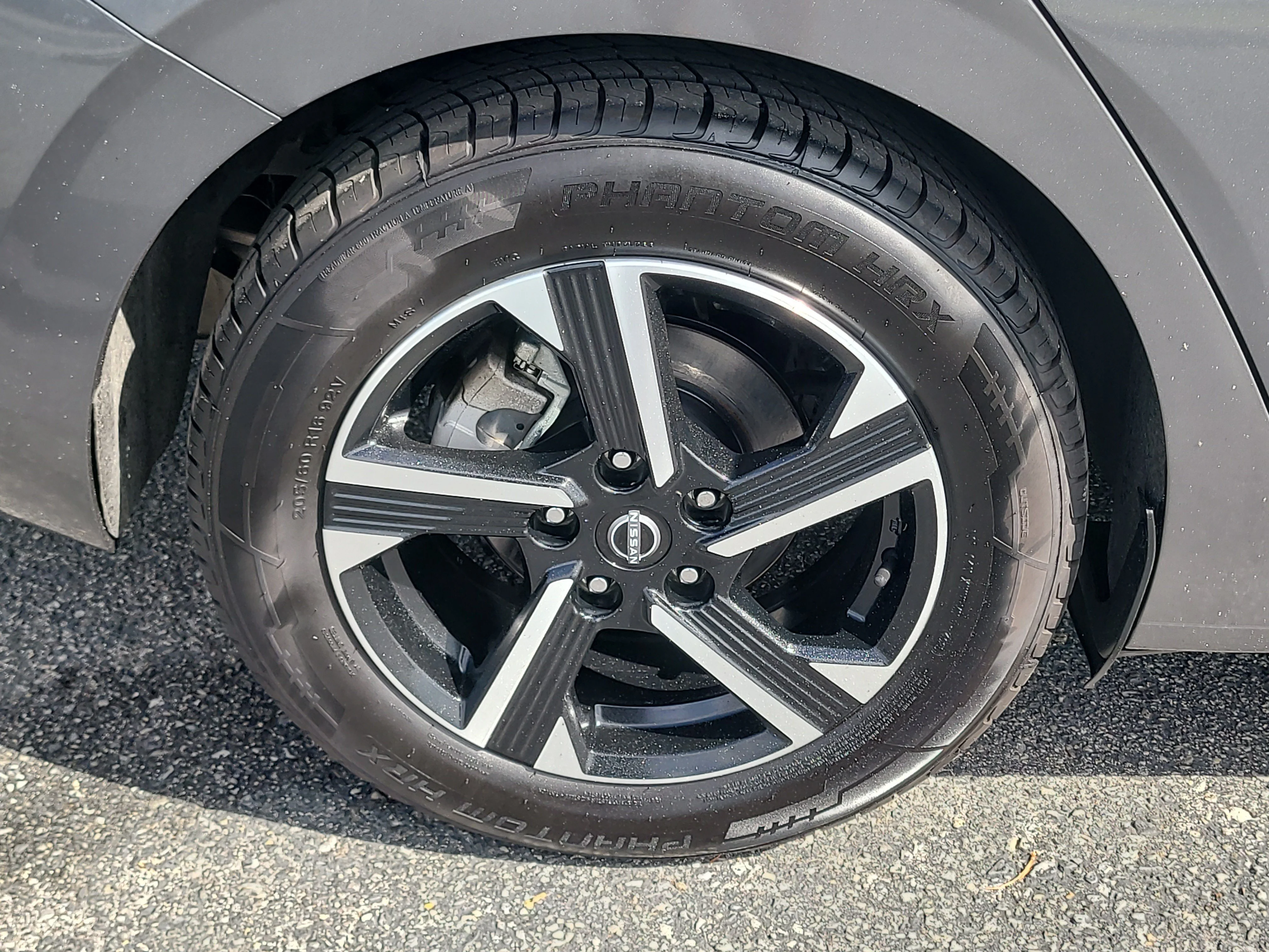Used 2024 Gun Metallic Nissan SV image 8