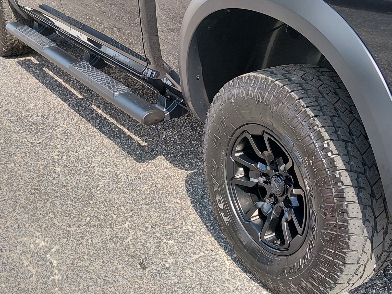 Used 2017 Brilliant Black Crystal Pearl Coat Ram 4x4 Rebel 4dr Crew Cab 5.5 ft. SB Pickup image 13