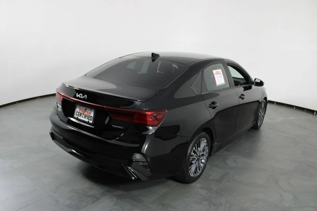 Used 2024 Black Kia GT-Line image 3