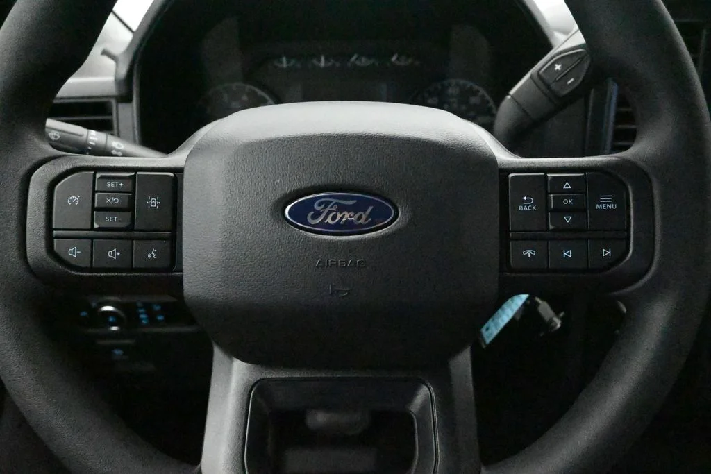 New 2026 Oxford White Ford XL image 24