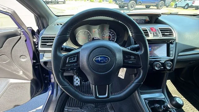 Used 2021 Blue Subaru Base image 25