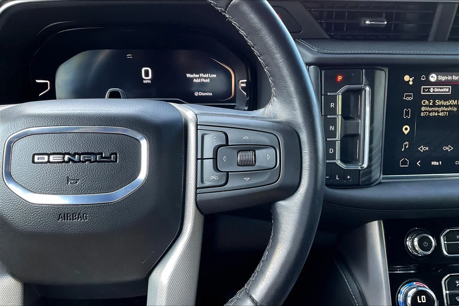 Used 2024 White Frost Tricoat GMC Denali image 25