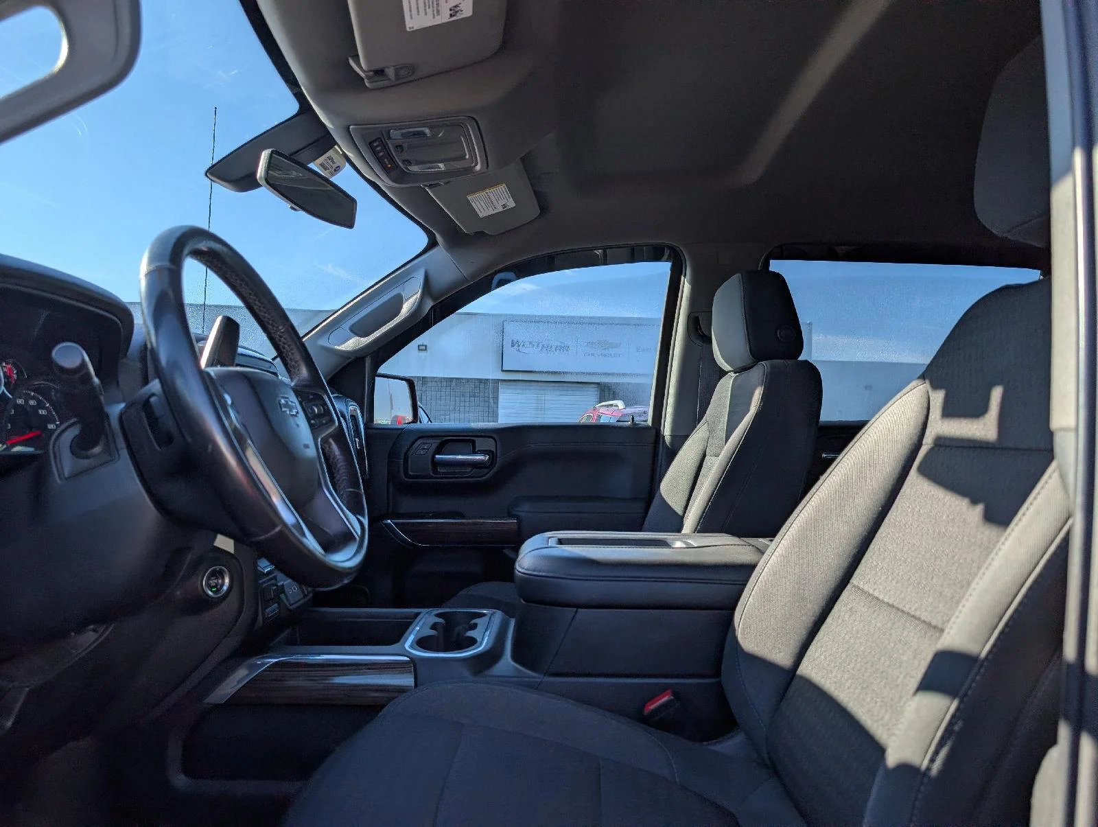 Used 2021 RED HOT Chevrolet LT Trail Boss image 9