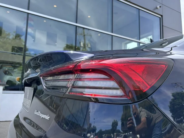 2022 Maserati Quattroporte Modena - Photo 9