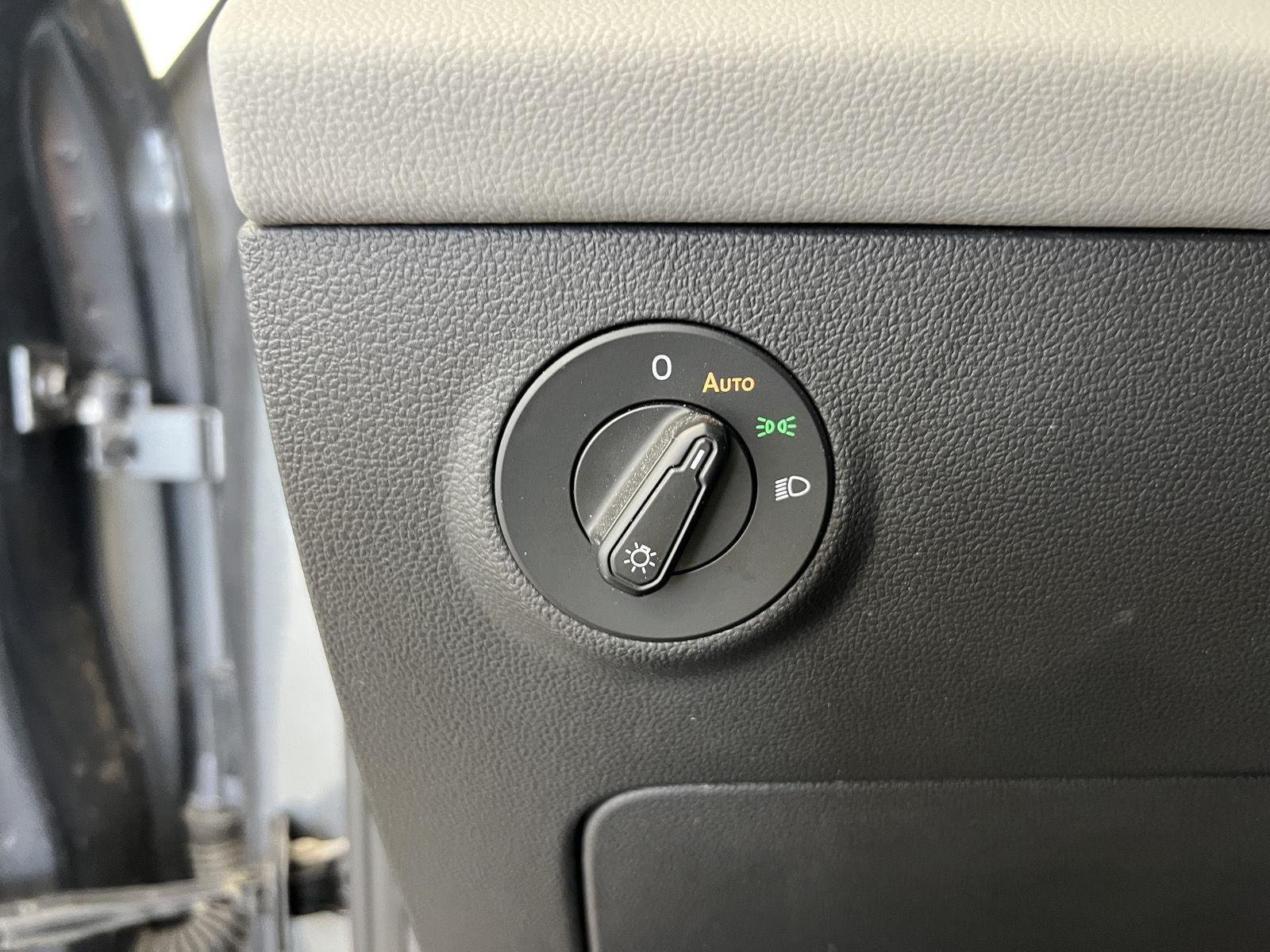 2022 Volkswagen Taos SE - Photo 14