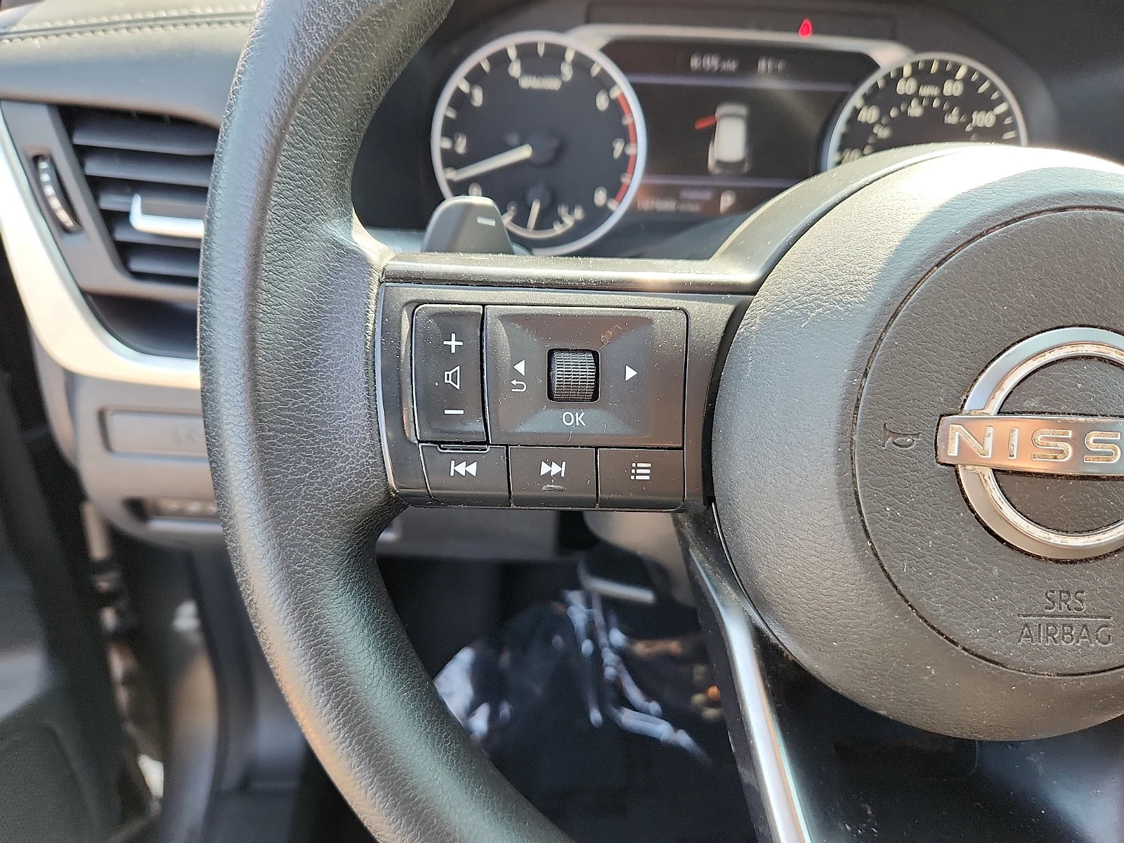 Used 2022 Gun Metallic Nissan S image 20