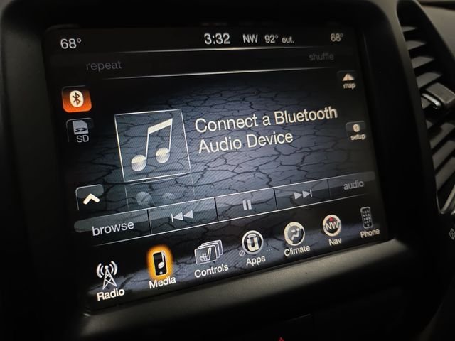 Used 2016 Gray Jeep Limited image 21
