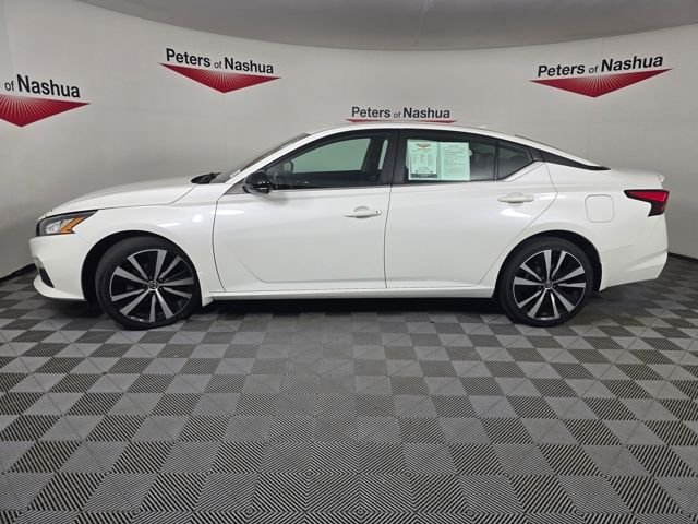 Used 2019 Pearl White Nissan 2.5 SR image 10