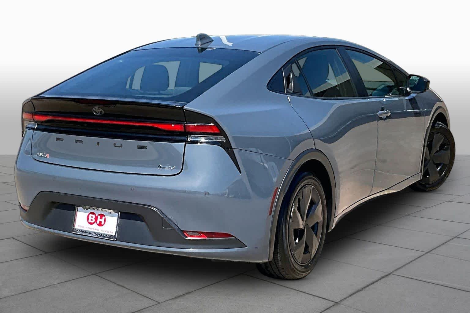 Certified Used 2025 Guardian Gray Toyota LE image 13