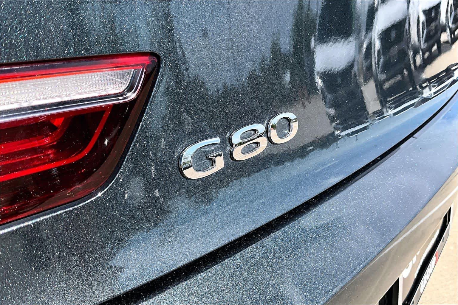 Used 2021 Black Forest Green Genesis 2.5T image 10