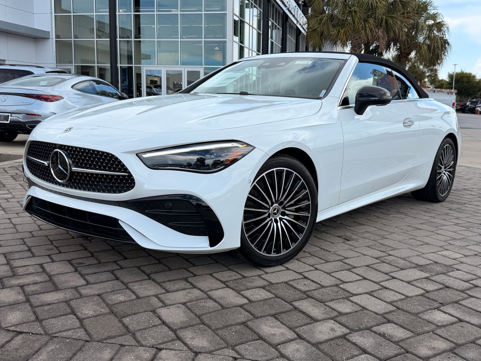 New 2027 White Mercedes-Benz CLE 300 image 1