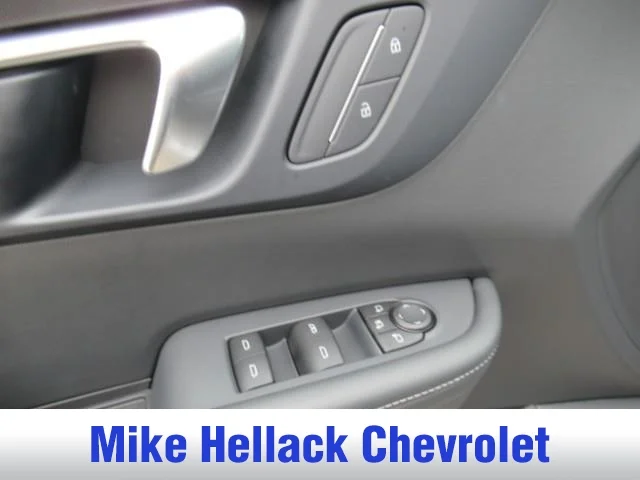 Used 2025 Moonstone Gray Metallic Buick Preferred image 7