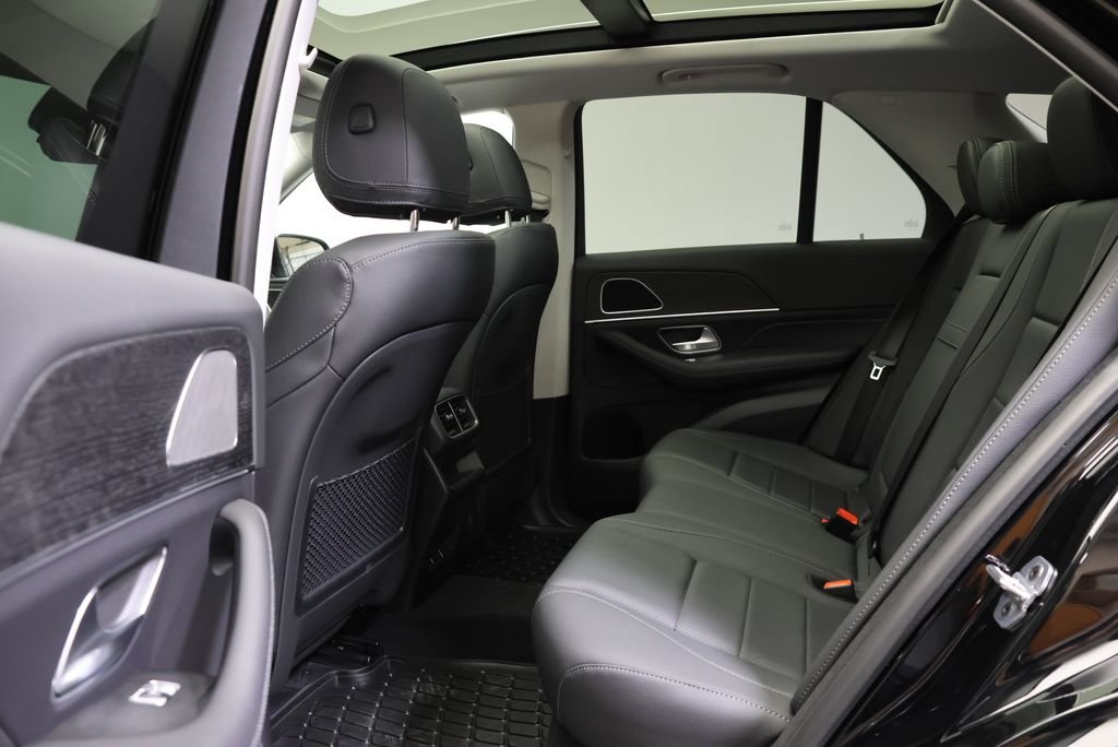 Certified Used 2026 Black Mercedes-Benz GLE 350 image 44