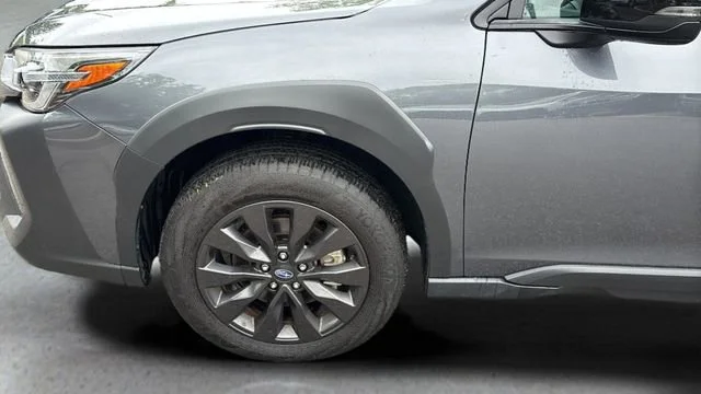 Used 2025 Charcoal Subaru Onyx Edition image 33
