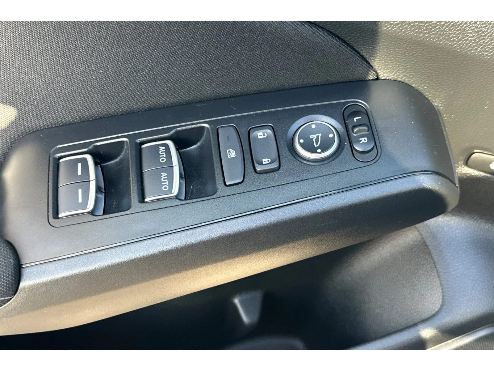 Used 2025 Meteorite Gray Metallic Honda Sport image 12
