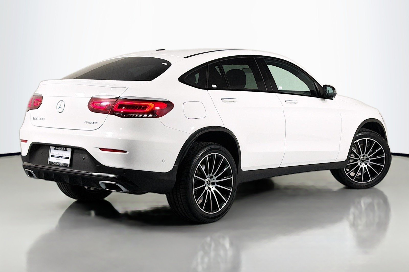 Used 2020 Polar White Mercedes-Benz GLC 300 image 12