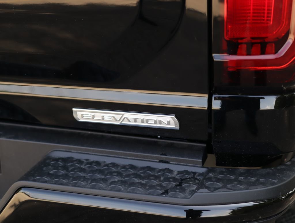 New 2026 Onyx Black GMC Elevation image 35