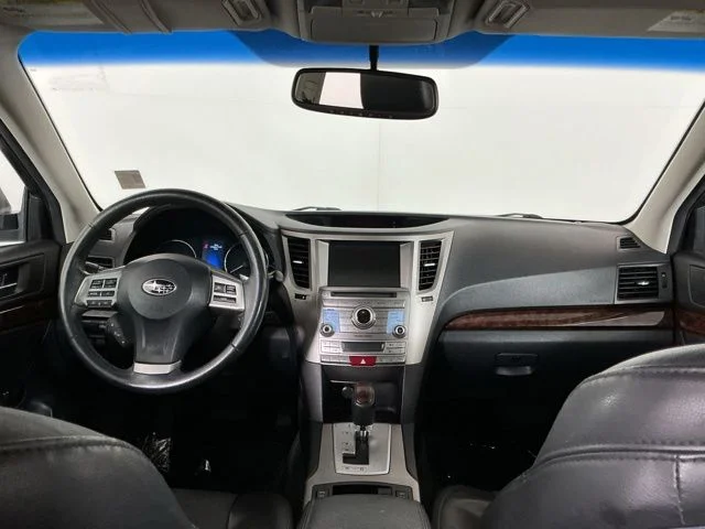 Used 2014 Silver Subaru 2.5i image 23