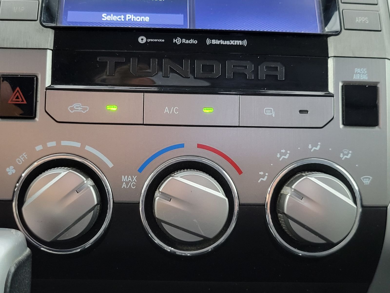 Used 2021 White Toyota SR5 image 20