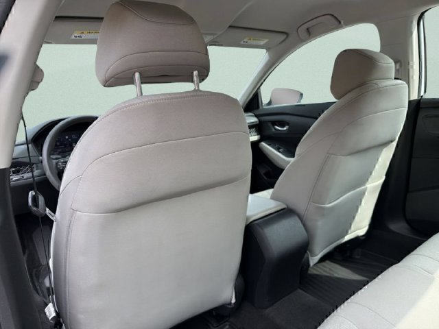 Used 2024 White Honda LX image 22