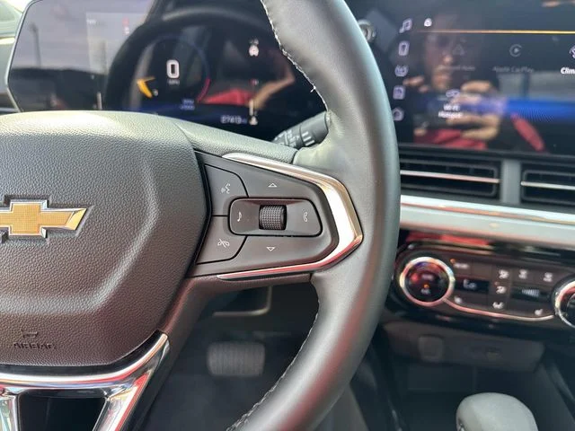 Used 2025 Gray Chevrolet LT image 46
