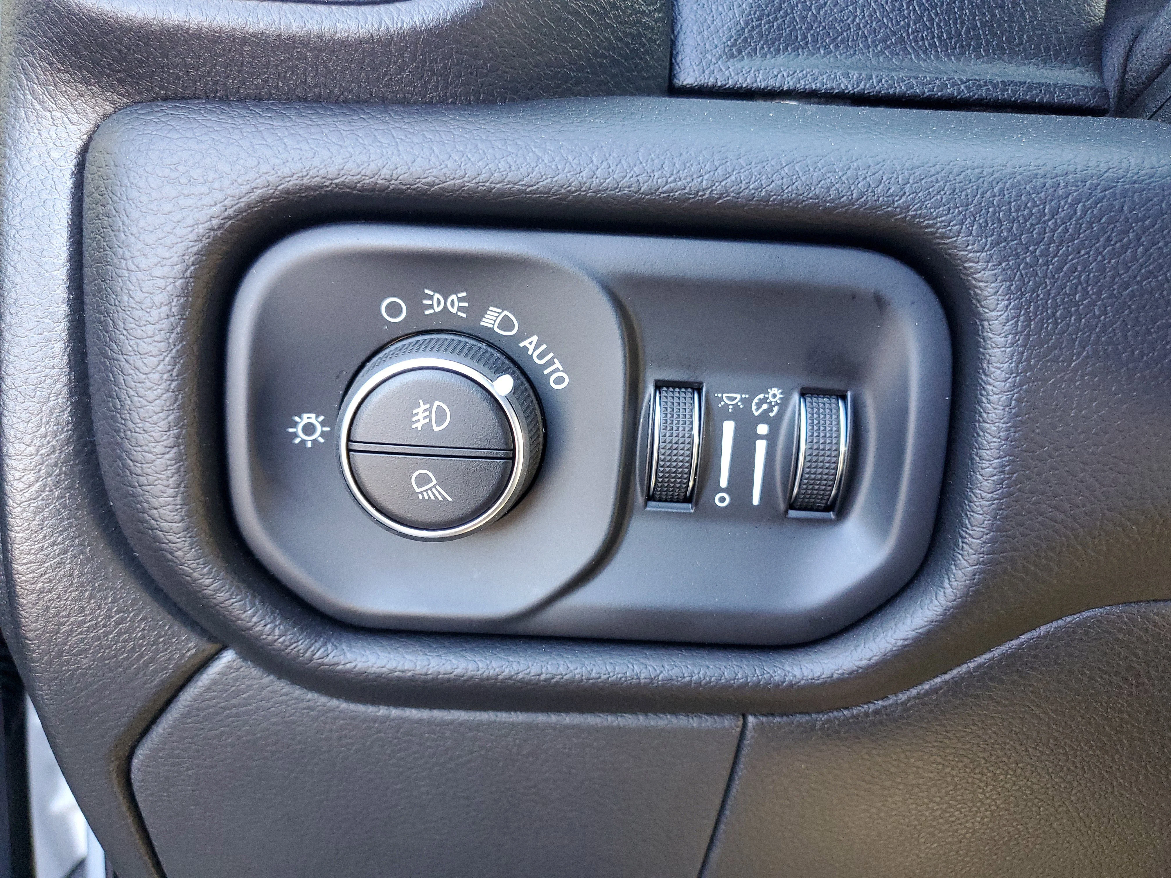 2026 RAM 2500 Laramie - Photo 26