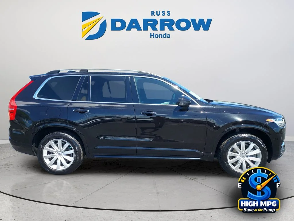 Used 2018 Black Volvo T6 Momentum image 6