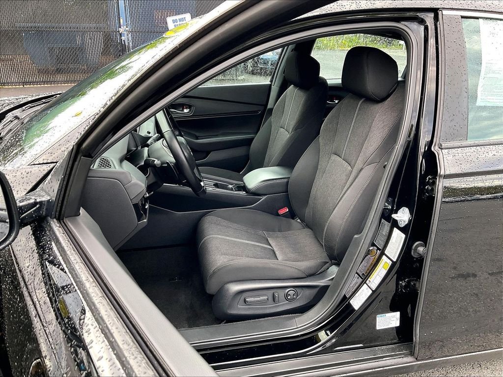 Used 2025 Black Honda Sport image 10