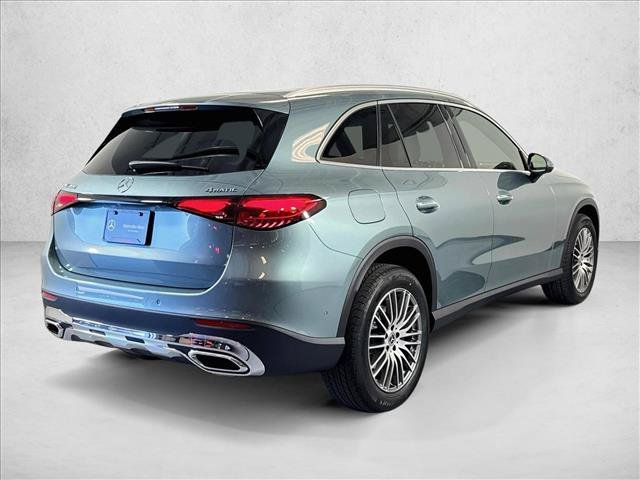 New 2026 Verde Silver Metallic Mercedes-Benz GLC 300 image 35