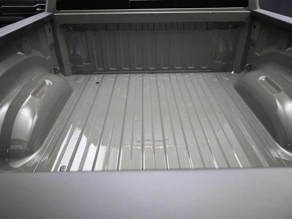 New 2026 Canyon Lake Exterior Paint RAM Laramie image 27