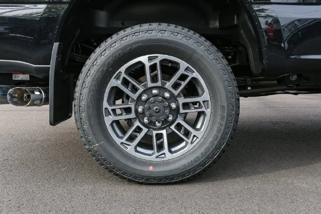 New 2027 Black Metallic Ford Platinum image 13