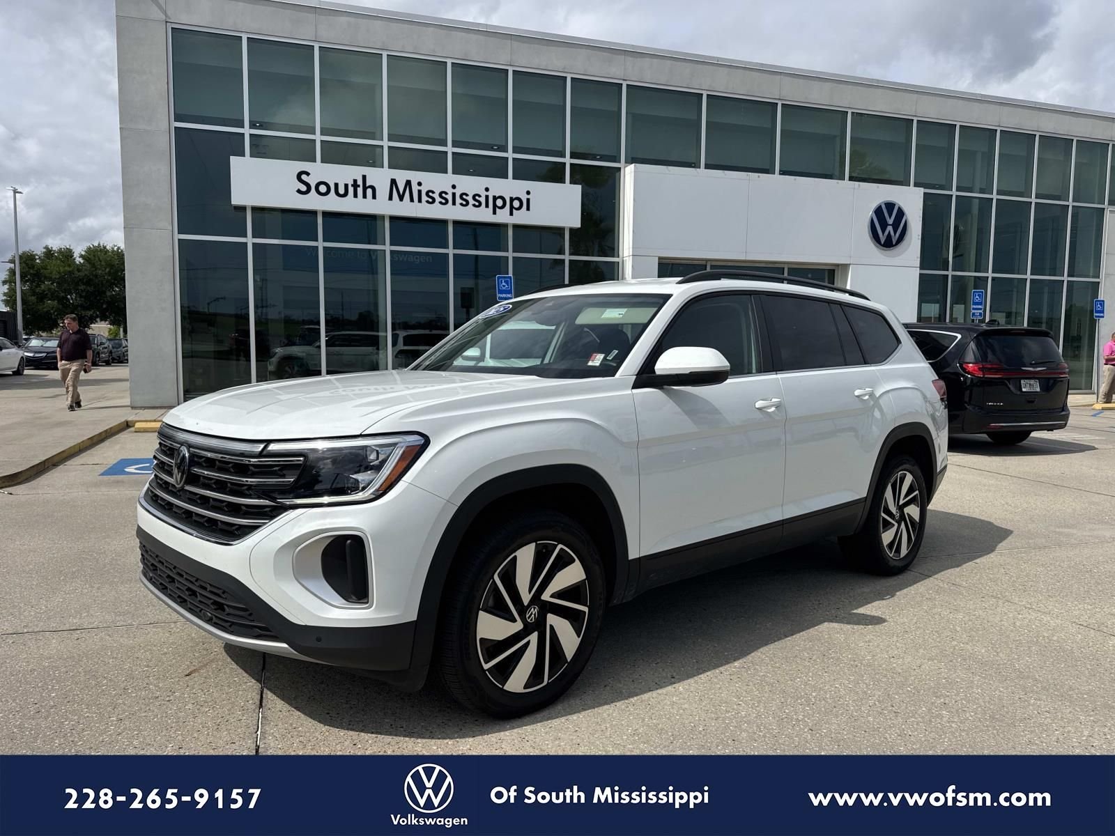 2025 Volkswagen Atlas 2.0T SE w/Tech's photo