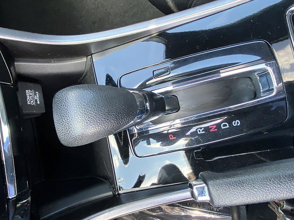 Used 2017 Crystal Black Pearl Honda EX image 17