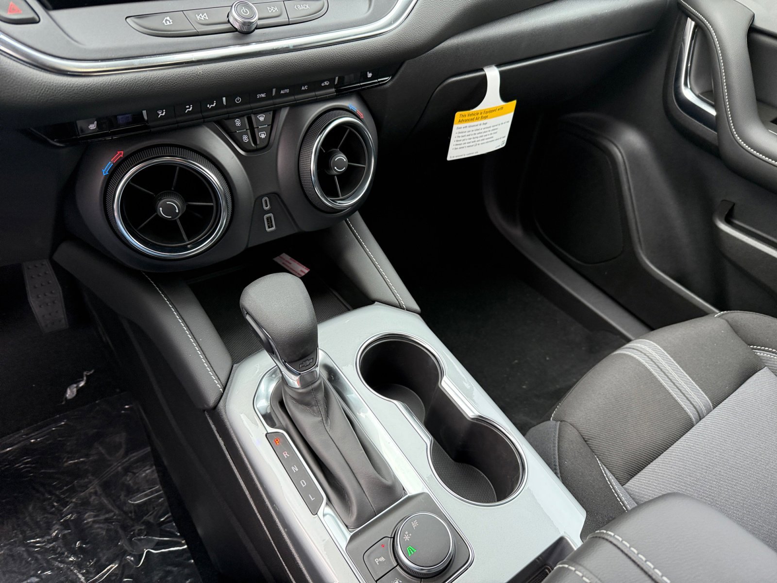 2025 Chevrolet Blazer 2LT - Photo 13