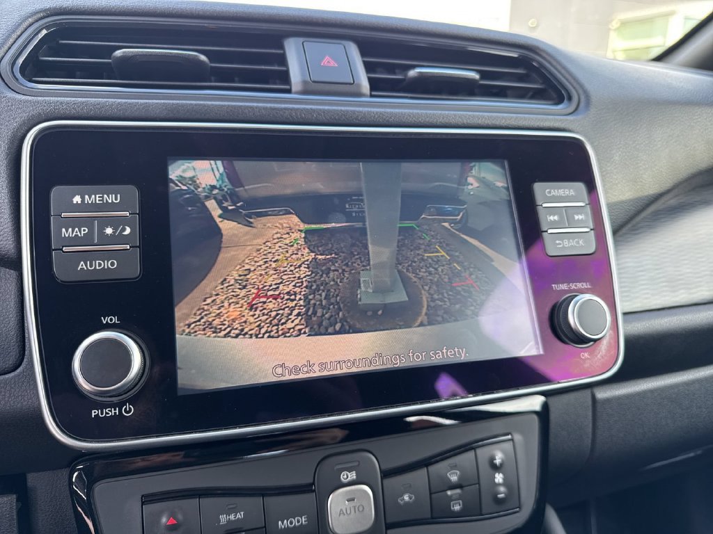 Used 2021 Gray Nissan SV Plus image 16