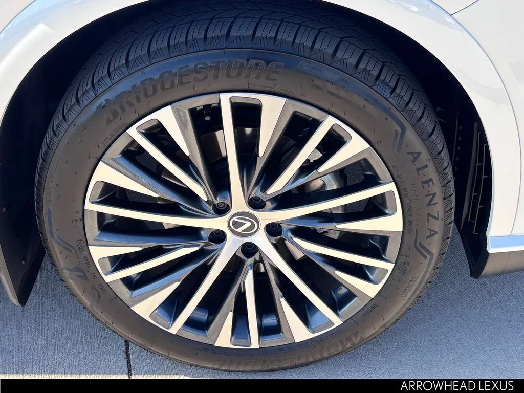 Certified Used 2025 White Lexus 350h Premium Plus image 10