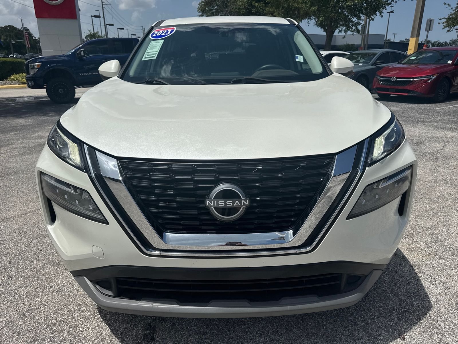 Certified Used 2023 White Nissan SV image 5