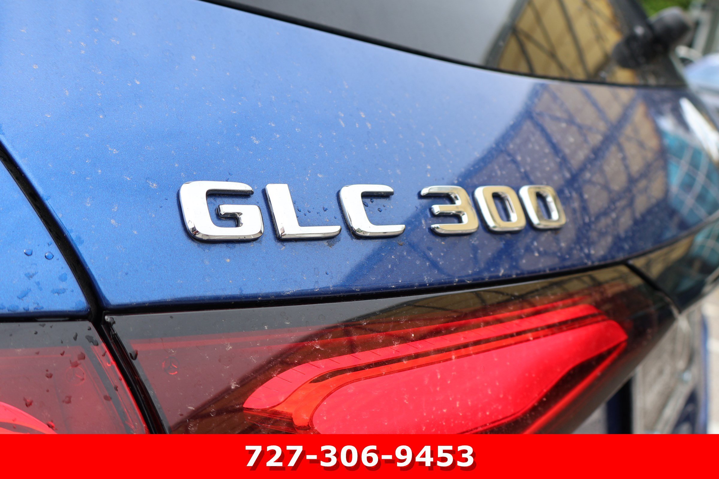Certified Used 2025 Starling Blue Metallic Mercedes-Benz GLC 300 image 7