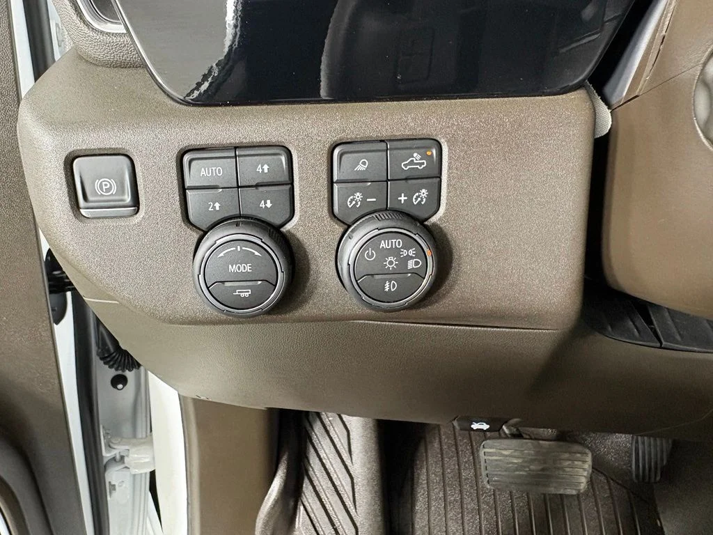 Used 2026 White Chevrolet LTZ image 26