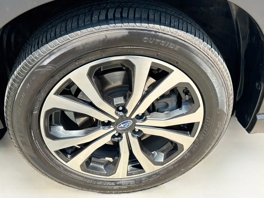 Used 2021 Green Subaru Limited image 40