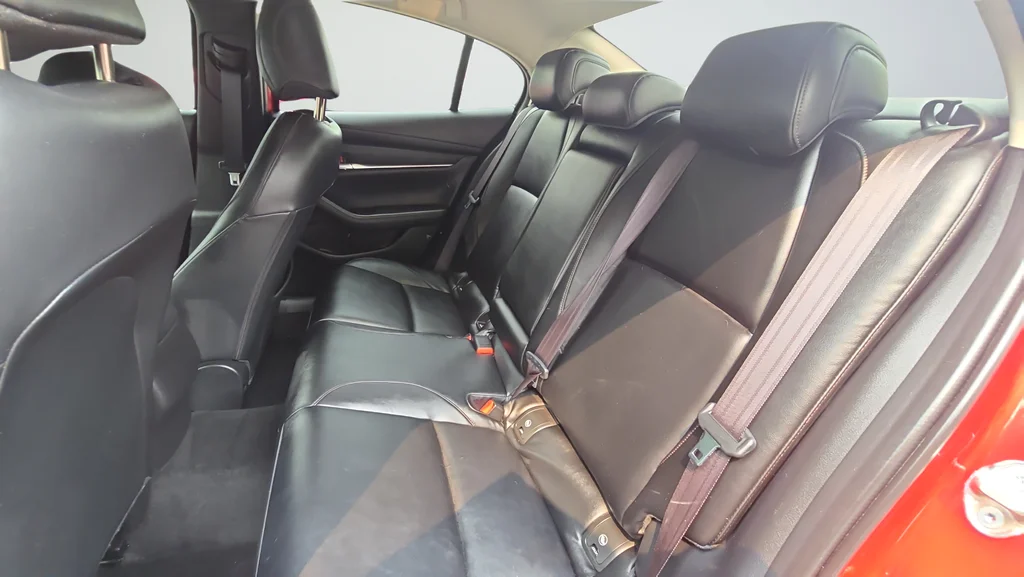 Used 2019 Red Mazda Preferred image 31