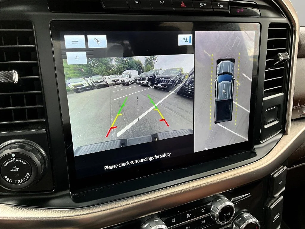 Used 2022 Blue Ford King Ranch image 17