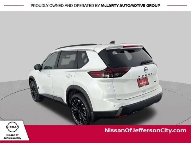 New 2026 Everest White Pearl TriCoat Nissan Dark Armor™ image 7