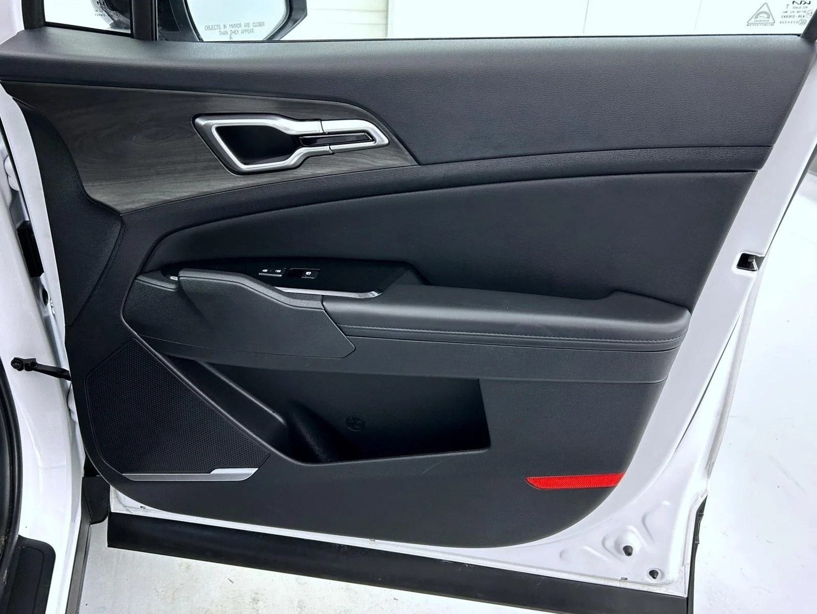 Used 2024 White Kia X-Line image 16