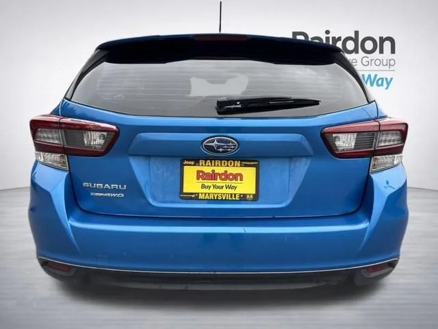 Used 2020 Ocean Blue Pearl Subaru Base image 6