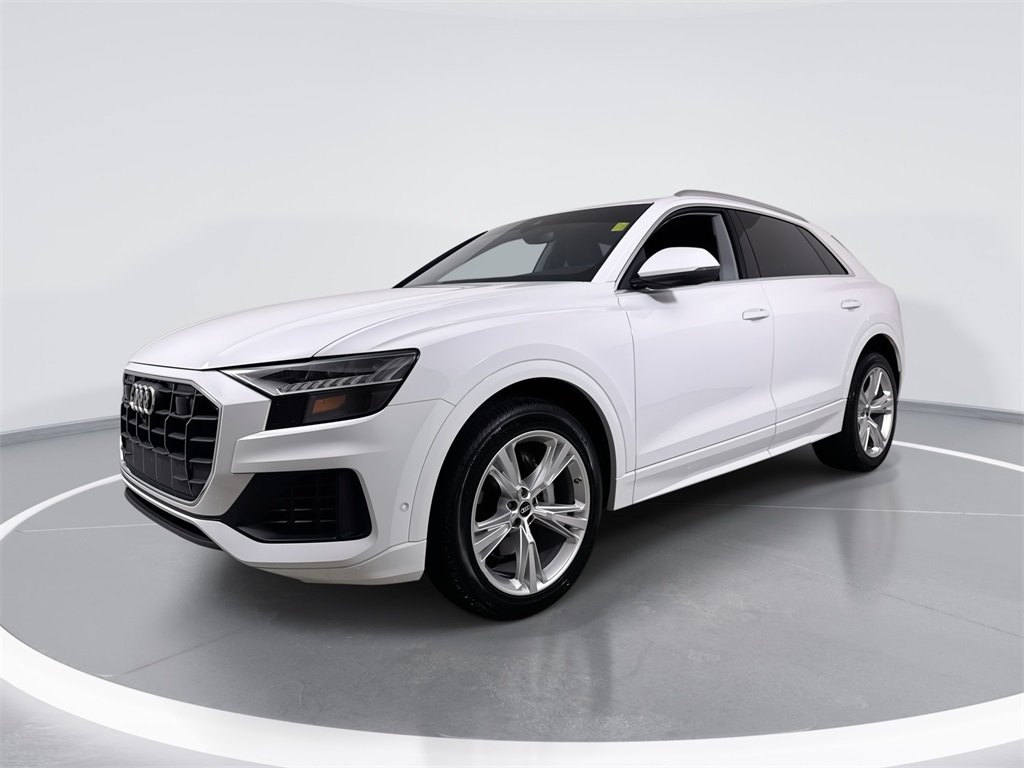 2023 Audi Q8 Premium