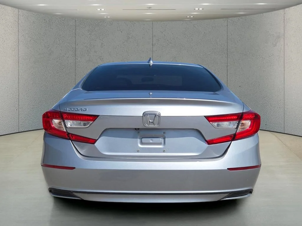 Used 2020 Silver Honda LX image 6