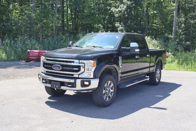 Used 2020 Black Metallic Ford Lariat image 3