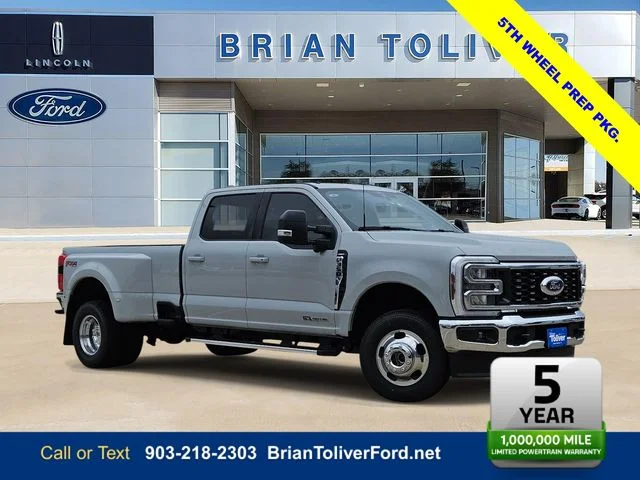 2026 Ford Super Duty F-350® Lariat®